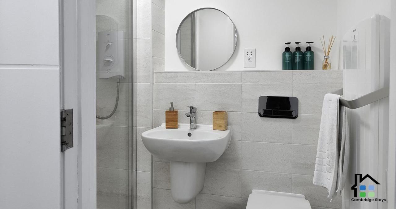 Cambridge Stays Central Apart Hotel 1Br Flats-Easy Walk To City Centre-Parking المظهر الخارجي الصورة
