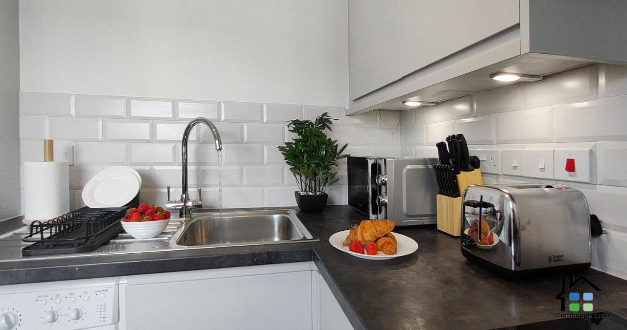 Cambridge Stays Central Apart Hotel 1Br Flats-Easy Walk To City Centre-Parking المظهر الخارجي الصورة